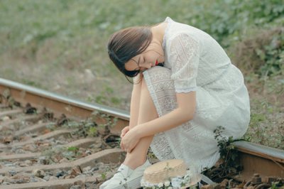 校花露營被捉弄，被捉弄