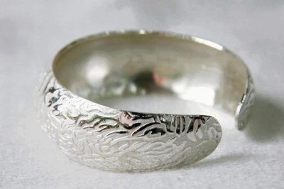 為什晚上不能戴銀睡覺,為什么不建議戴999的銀