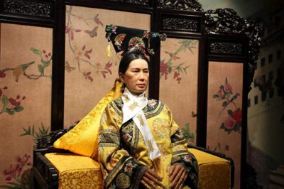 慈禧太后是靠什么上位的，真實的慈禧太后活多大