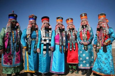 我國內蒙古與外蒙古的語言是互通的嗎，內蒙文字與蒙古國文字