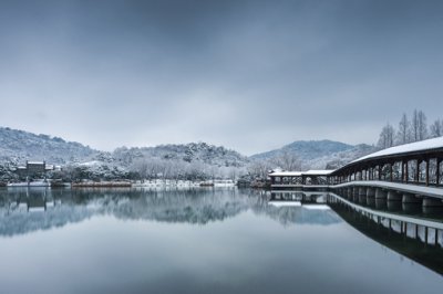 描寫雪景的古詩詞集合，描寫雪的詩40首