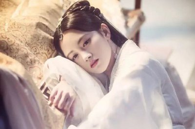 新版新白娘子傳奇白娘子許仙是誰,許仙和白娘子那么快結(jié)婚了