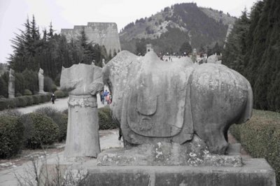 武則天陵墓在哪，武則天的墓為什么不能開發