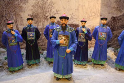 清朝官員一共分幾品，水師提督是幾品官