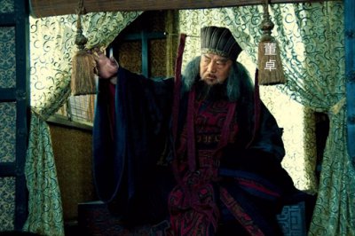 董卓進京歇后語下一句是什么，黃忠射箭歇后語下一句是什么