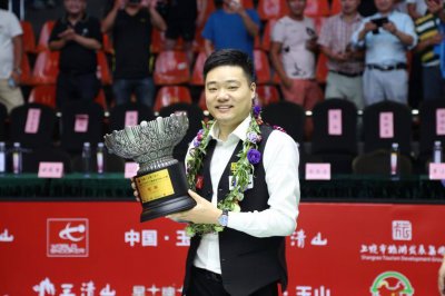 丁俊暉第一任妻子是誰前女友居然是馬蘇