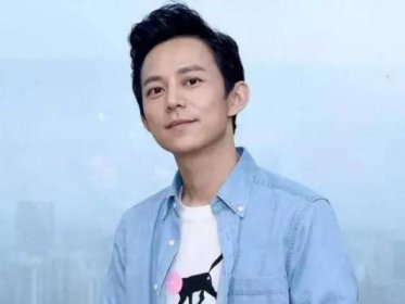 何炅為何現(xiàn)在一直不結(jié)婚在等誰