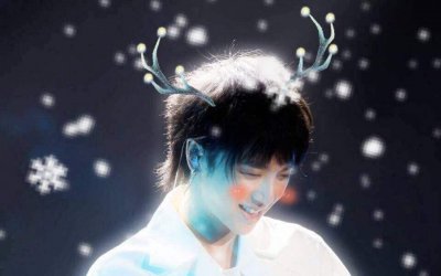 華晨宇的親生媽媽是誰(shuí)照片曝光資料