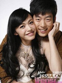 姚晨和前夫?yàn)槭裁措x婚