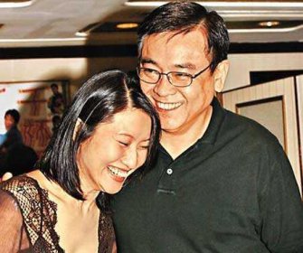 爾冬升女兒的母親是誰