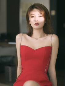 喬欣家里到底干什么的，她爸說不工作都可以養她到老