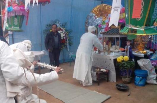 家有嬰兒不能參加葬禮 回家哭鬧需注意事項(xiàng)