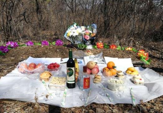 七月十五上墳的供品 需要準備的東西 最常用的菜