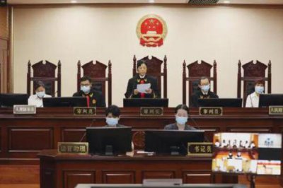 吳謝宇弒母案一審公開宣判:被判死刑(罪行嚴重)