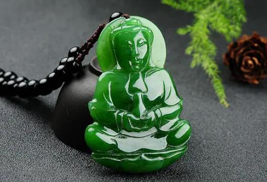 身上帶什么可以防小人，佩戴觀音既辟邪又能避小人