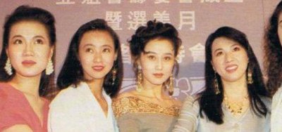 利智和賭王一共生了幾個