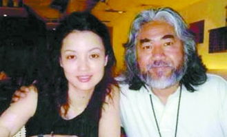 張紀(jì)中比他老婆大多少