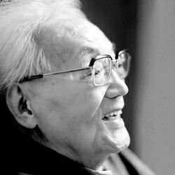 巴金愛情三部曲指的是什么