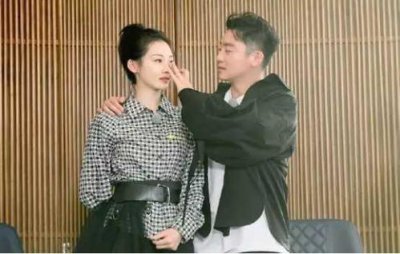 鄭愷老婆苗苗原名叫什么