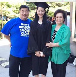 三寶老師和前妻有幾個孩子