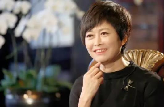 敬一丹家被搜查的原因，小時侯的一段特殊經歷