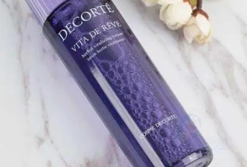 黛珂紫蘇水和牛油果乳液怎么用,先乳后水然后用化妝棉擦拭