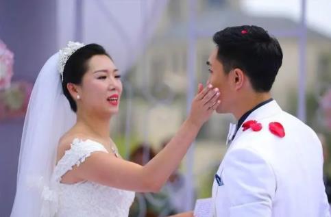 李曉霞為什么恨孔令輝,被孔令輝逼迫讓球給丁寧