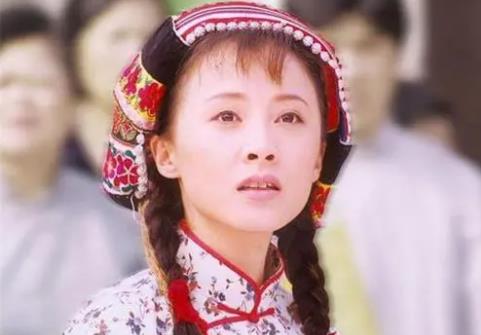 徐露徐少華什么關系，是父女關系（他和楊琨所生）