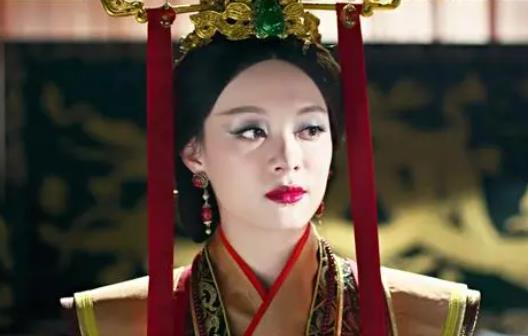 羋月是秦始皇的什么人，按照輩分來說是秦始皇的高祖母