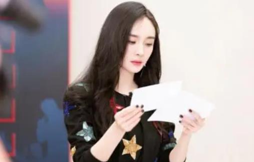 楊冪的421事件到底是什么，別有用心的人故意編寫PDF文檔黑她