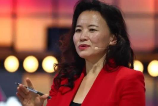 成蕾到底說了什么被發(fā)現(xiàn),隨口一句話暴露了她的間諜身份