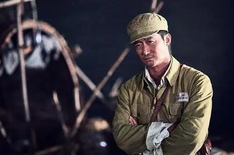 伍千里伍萬里原型是誰，分別是李昌言和周全弟