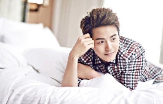 馬天宇的身世經歷，采訪中面帶笑容談媽媽輕生