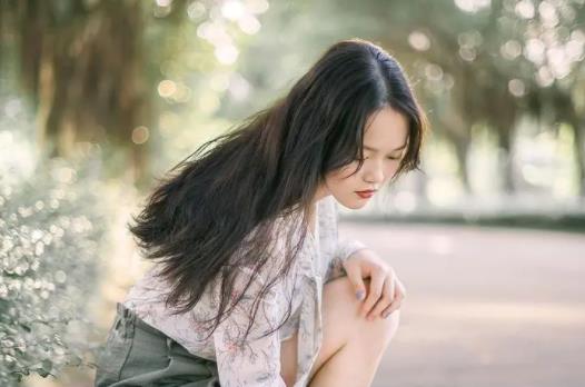 女孩子內(nèi)秀是指什么，有內(nèi)涵而不張揚的優(yōu)秀女孩