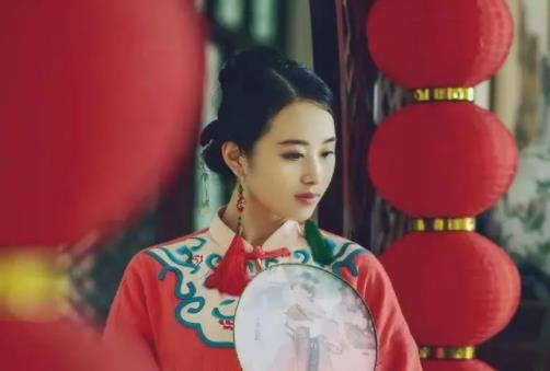 本命年穿紅色由誰來買，根據婚姻情況選擇對應的人