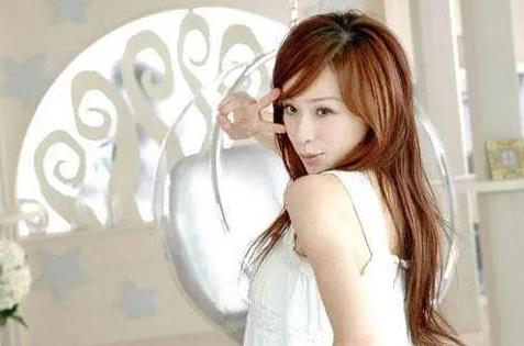 王心凌為什么突然消失了,陷入初夜門淡出娛樂圈