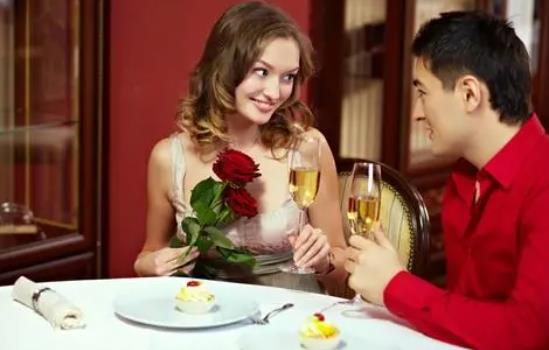 什么叫三次約會定律，見面三次還不牽手就是失敗