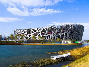 鳥巢是露天的嗎,遇到下雨天棚頂可以關上