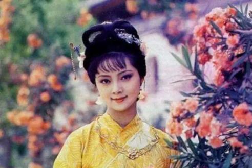 劉姥姥怎么知道薛寶釵是鬼，她的閨房看起來很陰森