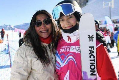 谷愛凌為什么姓谷，隨母姓谷.叫青蛙公主