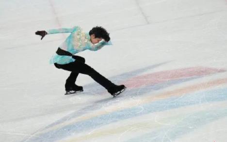 羽生結弦4a完成了嗎,因為周數不足不能被認證為成功