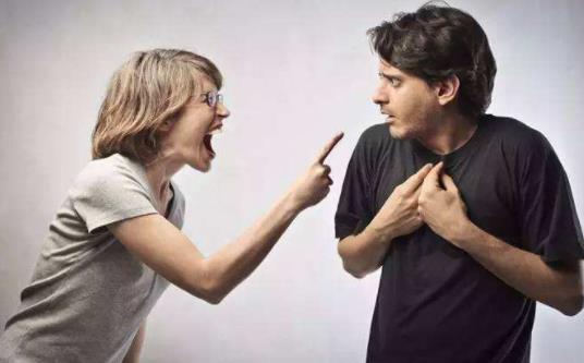 男朋友氣人可以賣掉嗎，可以分手.你沒有權利把他賣掉