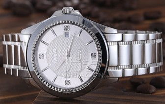 飛亞達表屬于什么檔次的手表,號稱中國鐘表之王