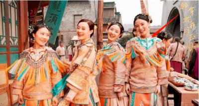 海哈金喜在那年花開月正圓扮演誰,飾演丫鬟夏蓮一角