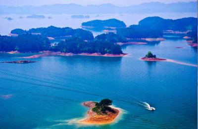 老年人適合去哪旅游，青城山都江堰景區最受老年人喜愛