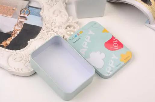 半島鐵盒是什么東西,方文山的一首詩.周杰倫的一首歌