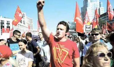 俄羅斯工資多少一個月,月均收入在40000盧布左右