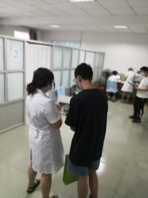 中考體檢女生穿什么,中考體檢有什么項目