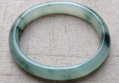 翡翠糯種是什么級別,從高檔到低檔差不多五個檔位