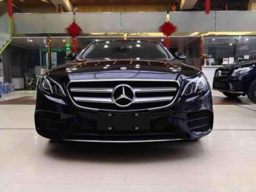 奔馳e300報價多少錢，指導價為46.58-49.28萬元一輛